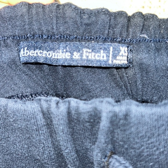 Abercrombie and Fitch Joggers - Picture 5 of 6